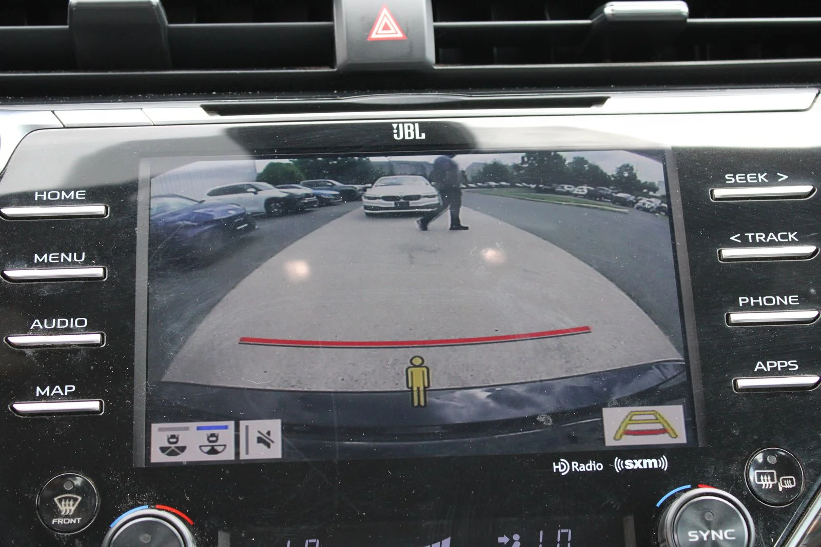 Used 2020 Black Toyota XLE image 14