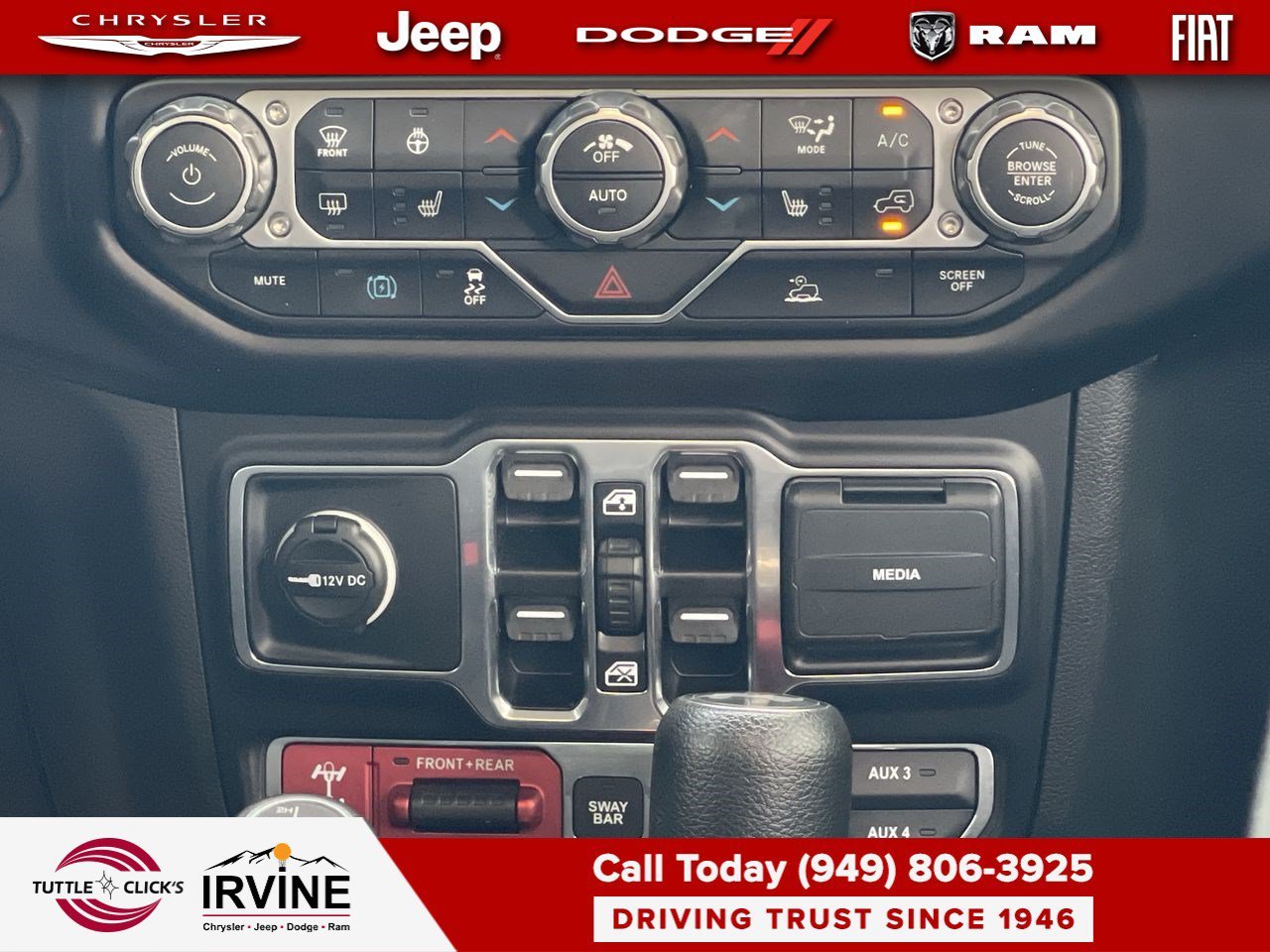 Used 2023 Sting-Gray Clearcoat Jeep Rubicon image 16