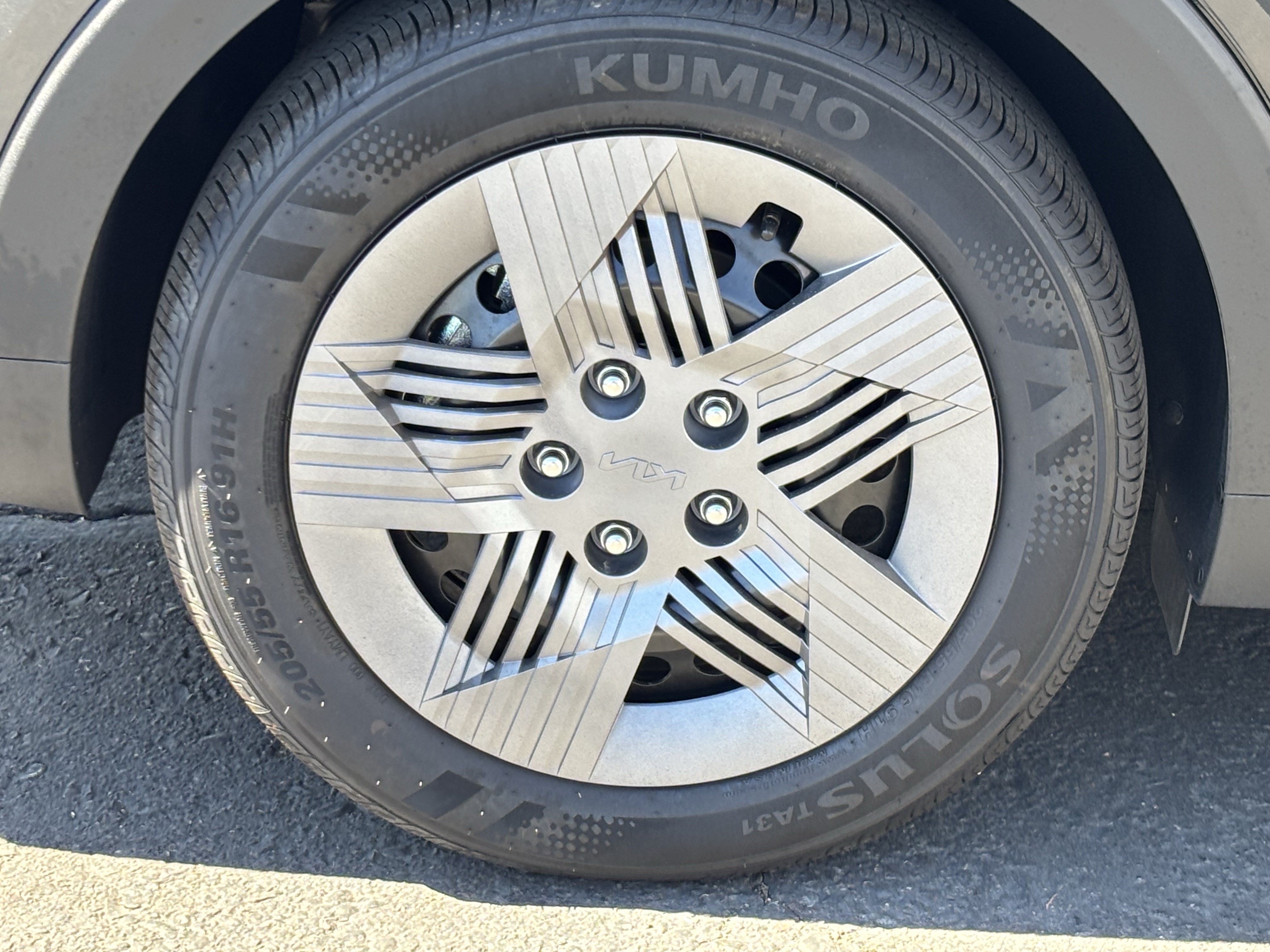 New 2026 Interstellar Gray Kia LX image 7