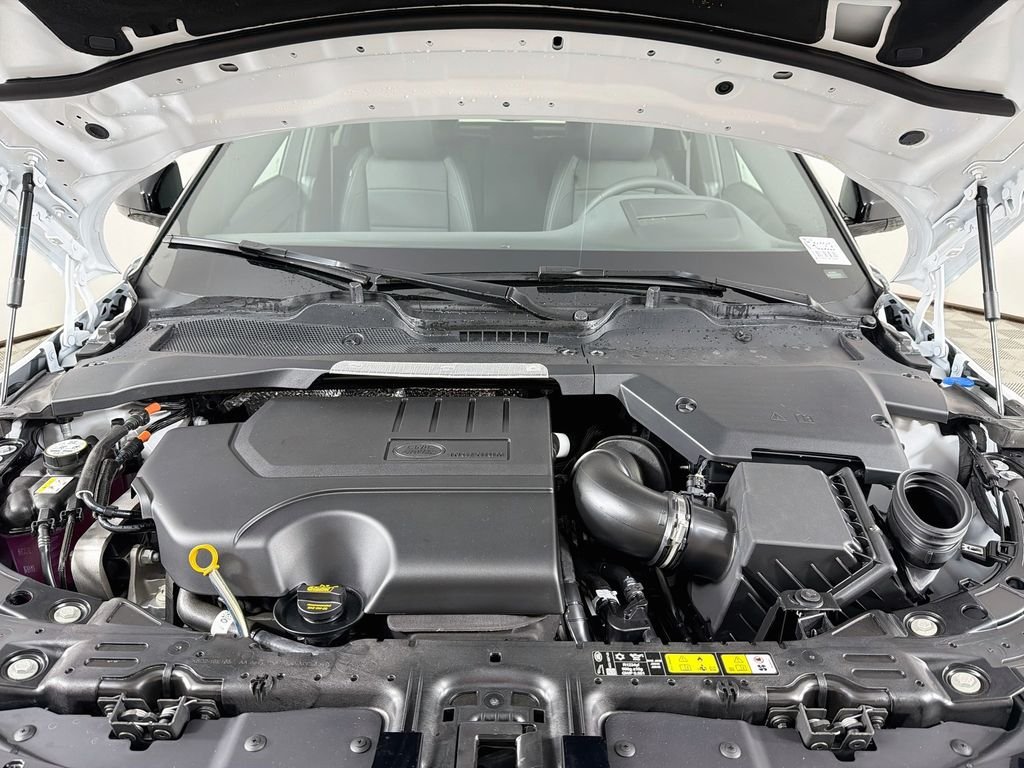New 2026 Fuji White Land Rover Hoxton Edition image 32
