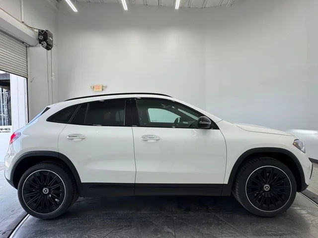 New 2026 Polar White Mercedes-Benz GLA 250 image 13