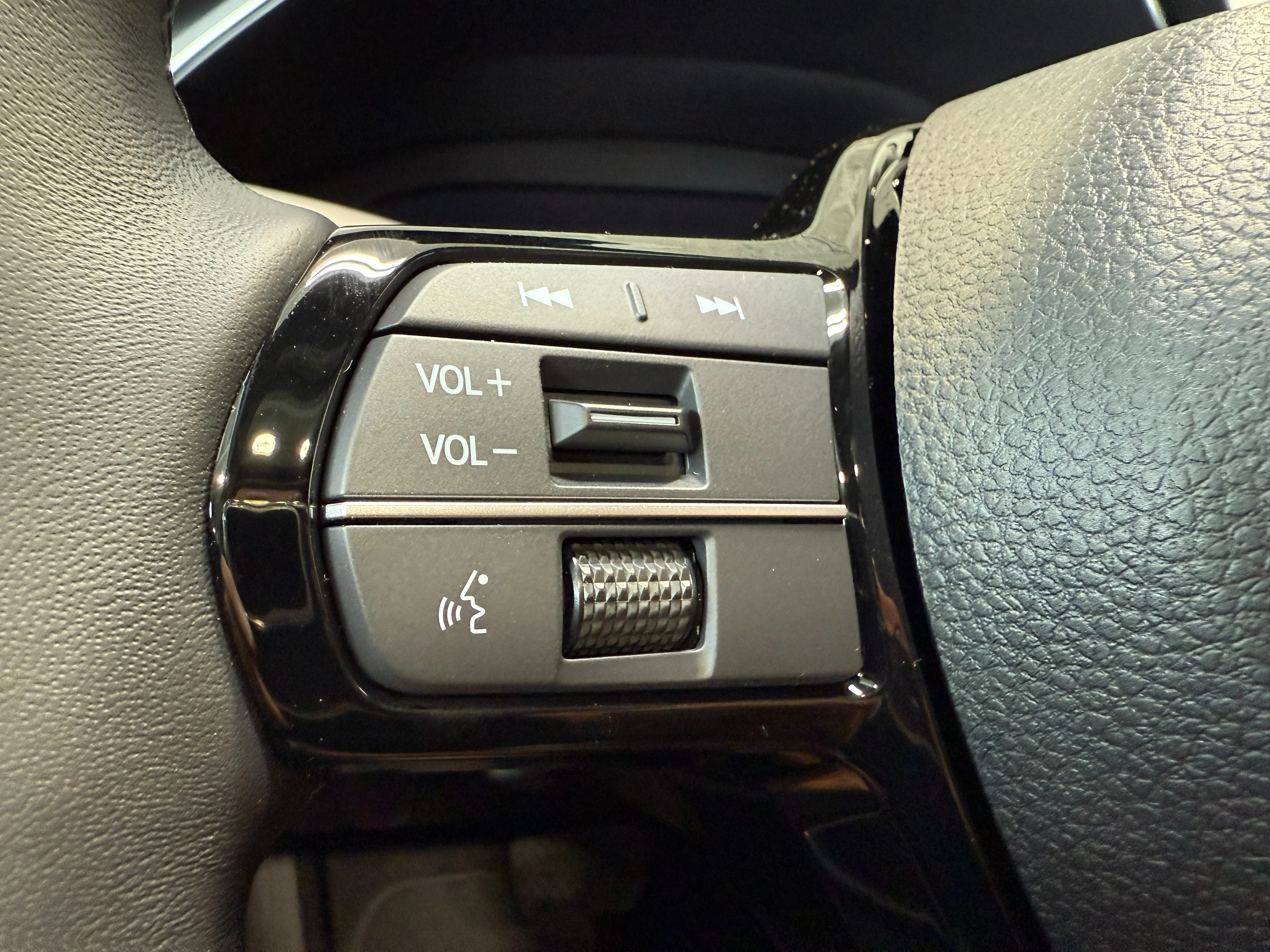 New 2026 Urban Gray Pearl Acura  image 14
