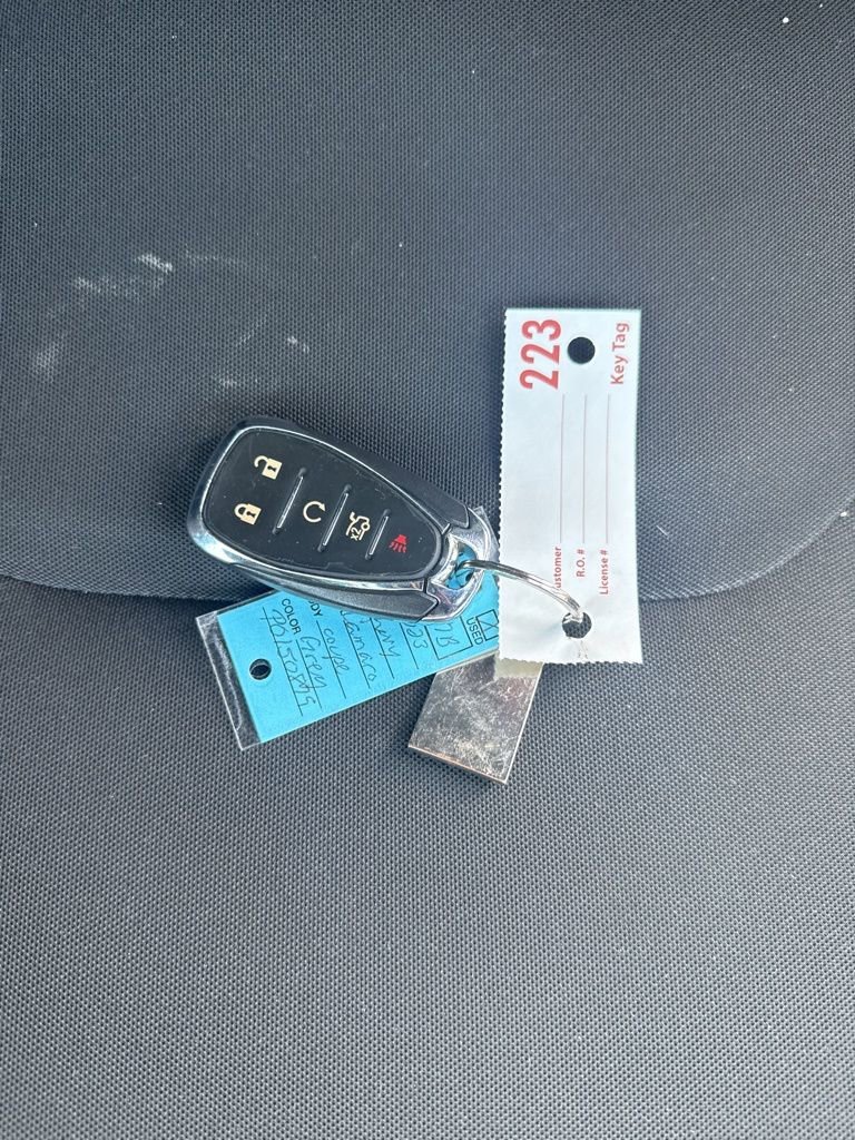 View vehicle photo 6