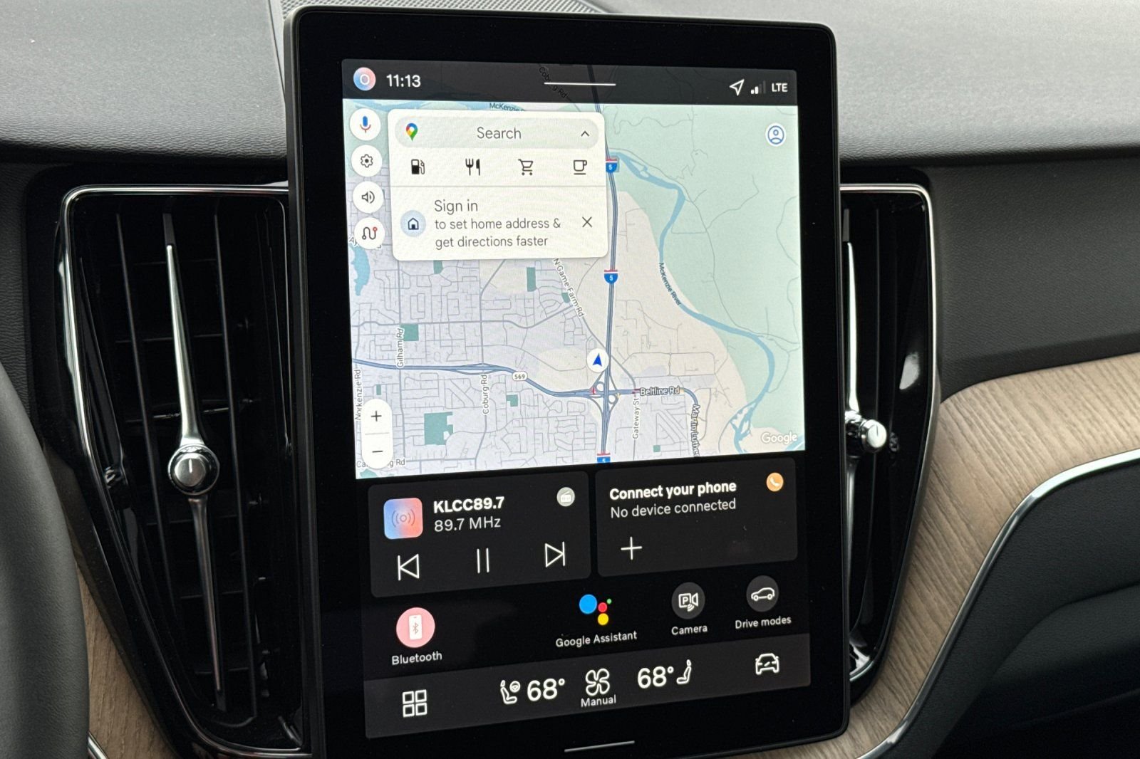 2026 Volvo XC60 Plus - Photo 18