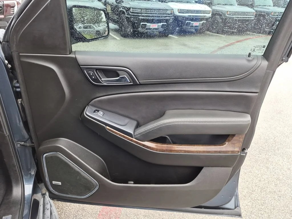 Used 2019 SHADOW GRAY METALLIC Chevrolet LT image 39