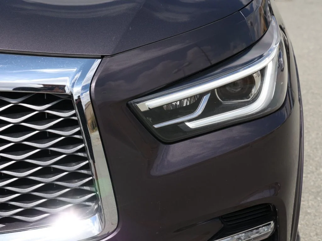 Used 2024 Gray INFINITI LUXE image 9