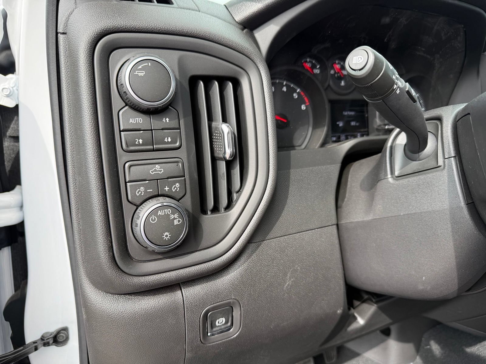 2026 Chevrolet Silverado 1500 Custom Trail Boss - Photo 15