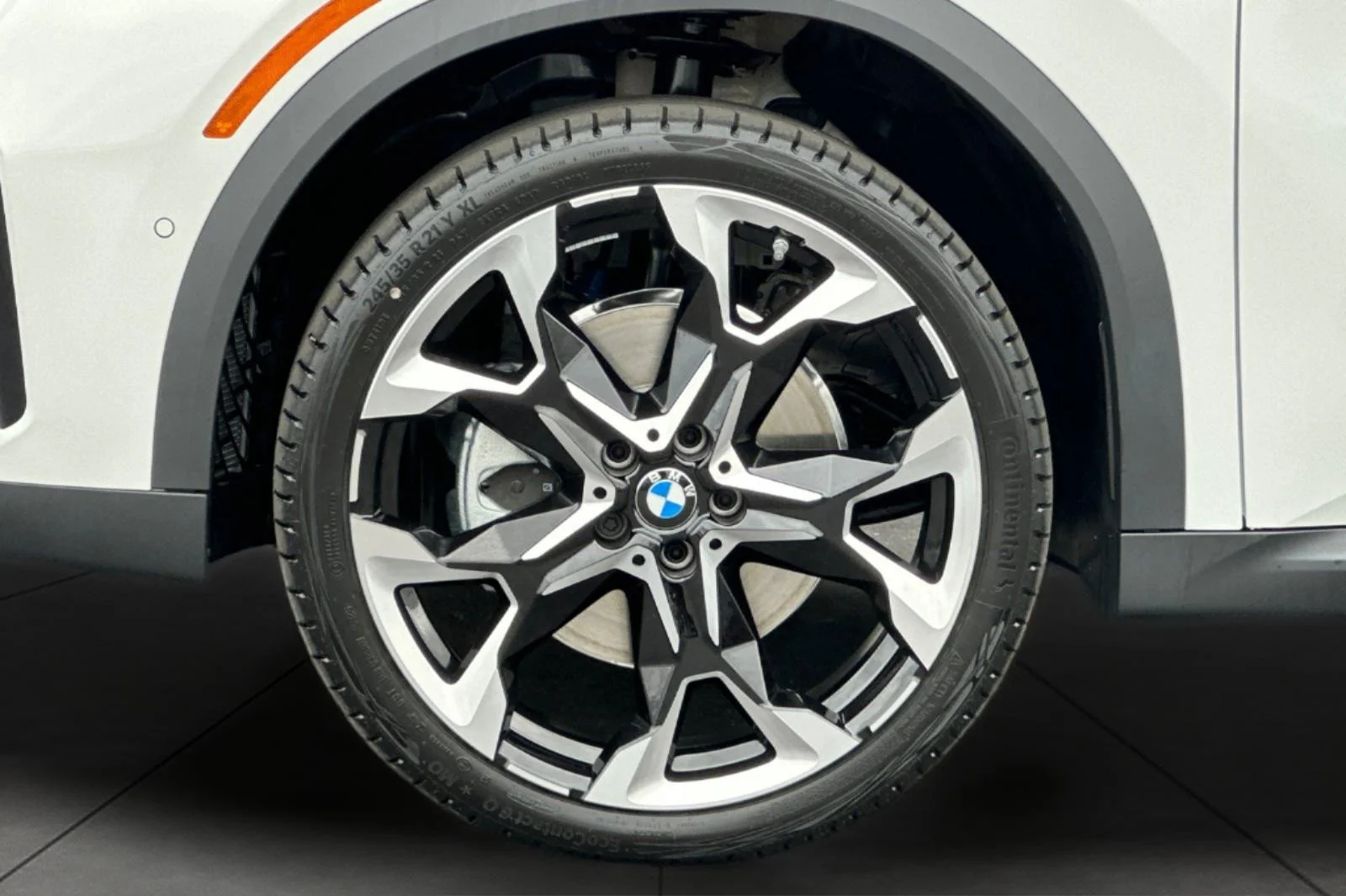 New 2026 Alpine White BMW xDrive28i image 26