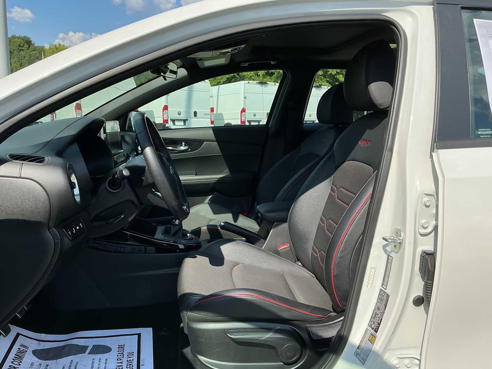 Used 2020 Snow White Pearl KIA GT image 12