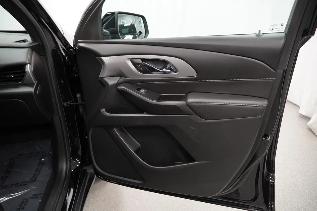 2023 Chevrolet Traverse 3LT - Photo 27