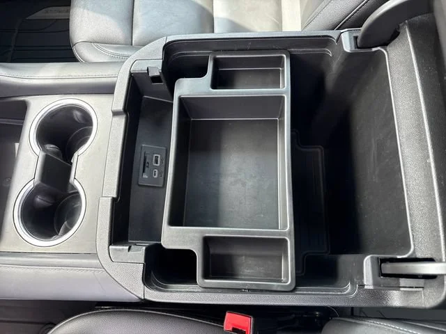 Used 2021 SHADOW GRAY METALLIC Chevrolet LT image 31