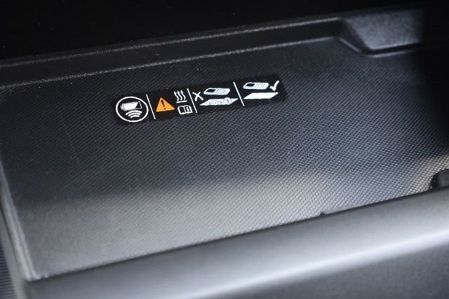 Used 2025 Black Chevrolet Z71 image 27
