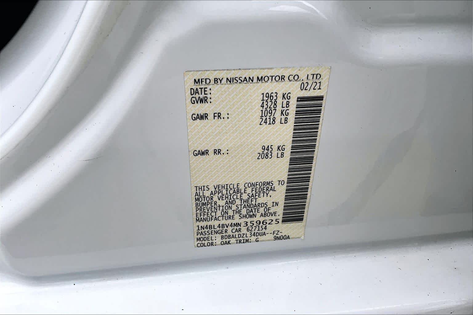 Used 2021 Glacier White Nissan 2.5 S image 37