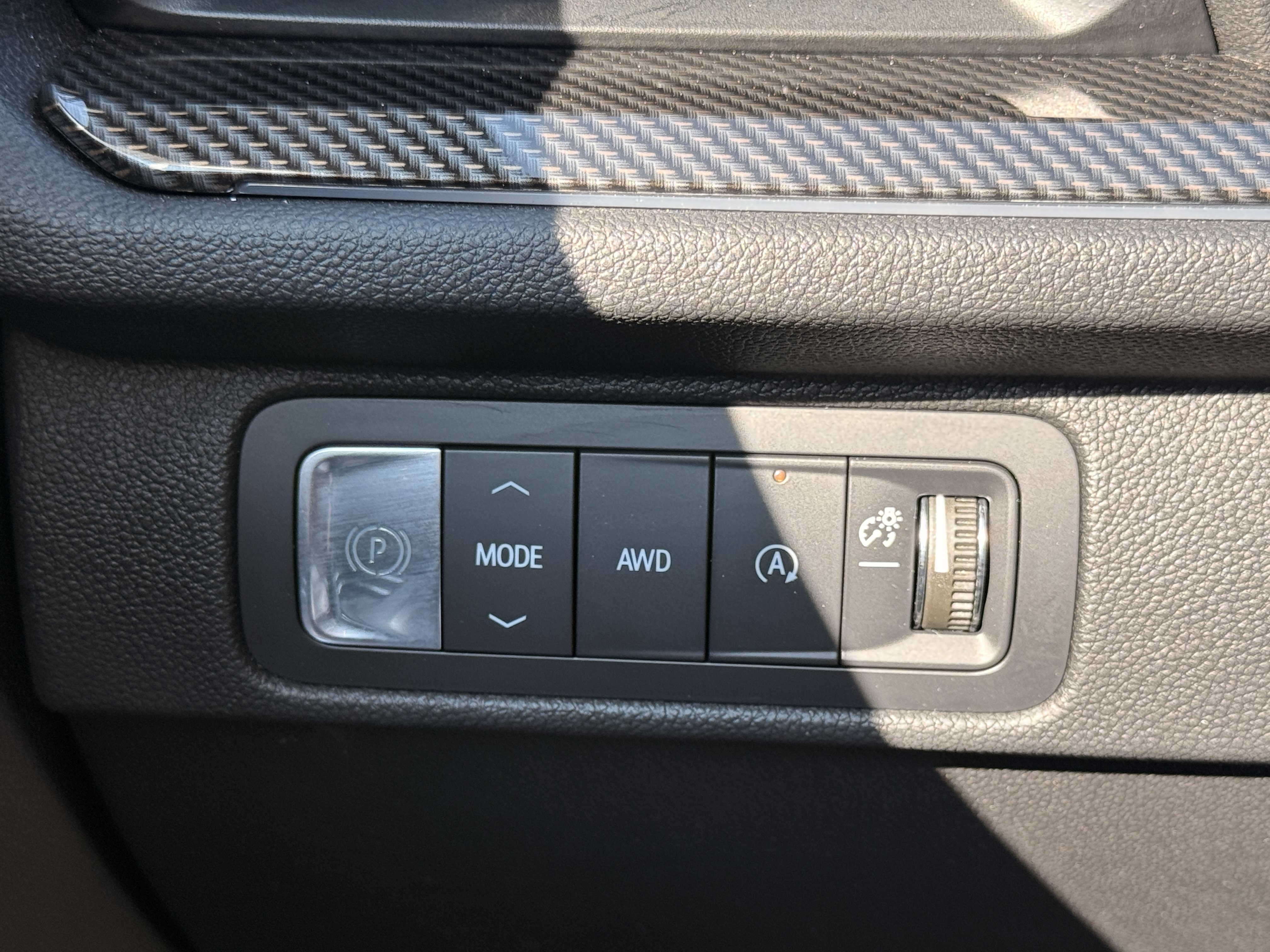 Used 2025 Mosaic Black Metallic Chevrolet AWD High Country image 37