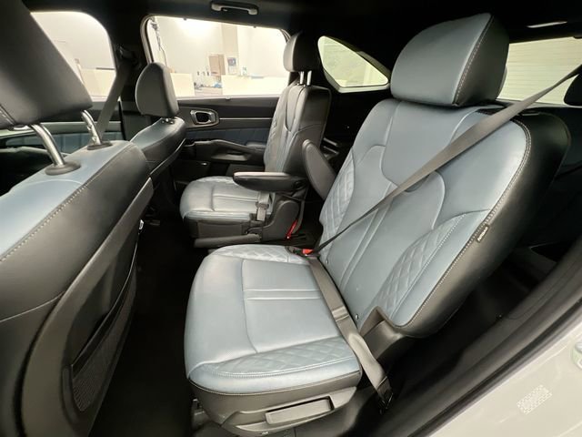 2025 Kia Sorento SX Prestige - Photo 11