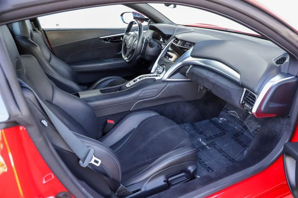 Used 2018 Red Acura  image 10