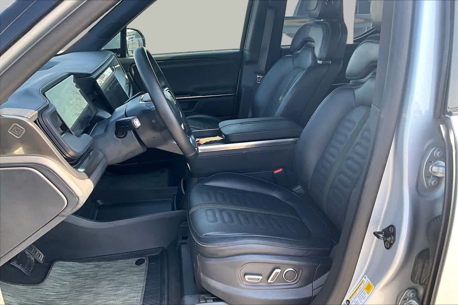 Pre-Owned 2025 Rivian R1T Adventure
