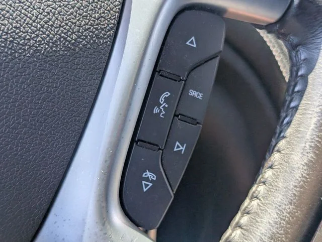 Used 2015 Silver Chevrolet LT image 26
