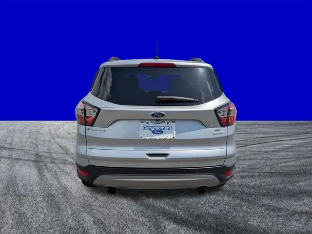 Used 2018 Ingot Silver Ford SE image 5