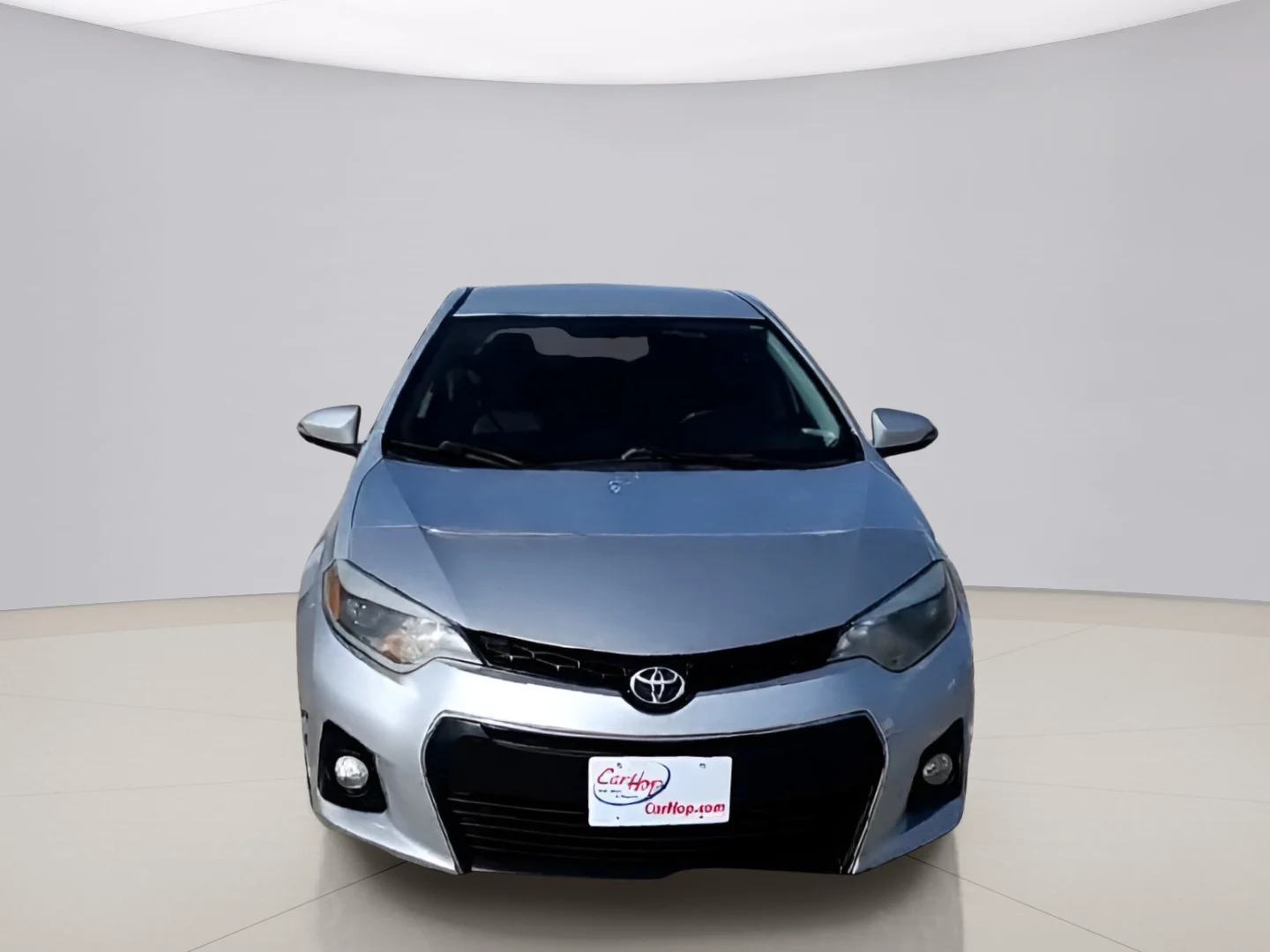 Used 2015 Silver Toyota L image 3