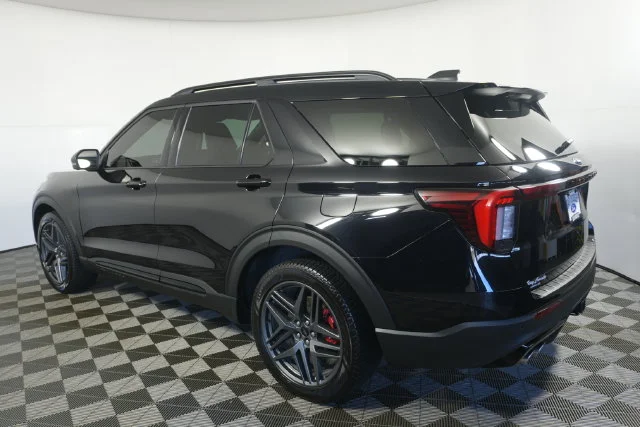 Used 2025 Agate Black Metallic Ford ST image 5