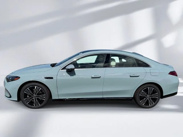 New 2027  Mercedes-Benz CLA 220 image 4