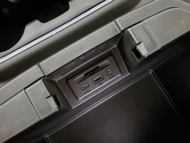 Used 2021 Black GMC AT4 image 32
