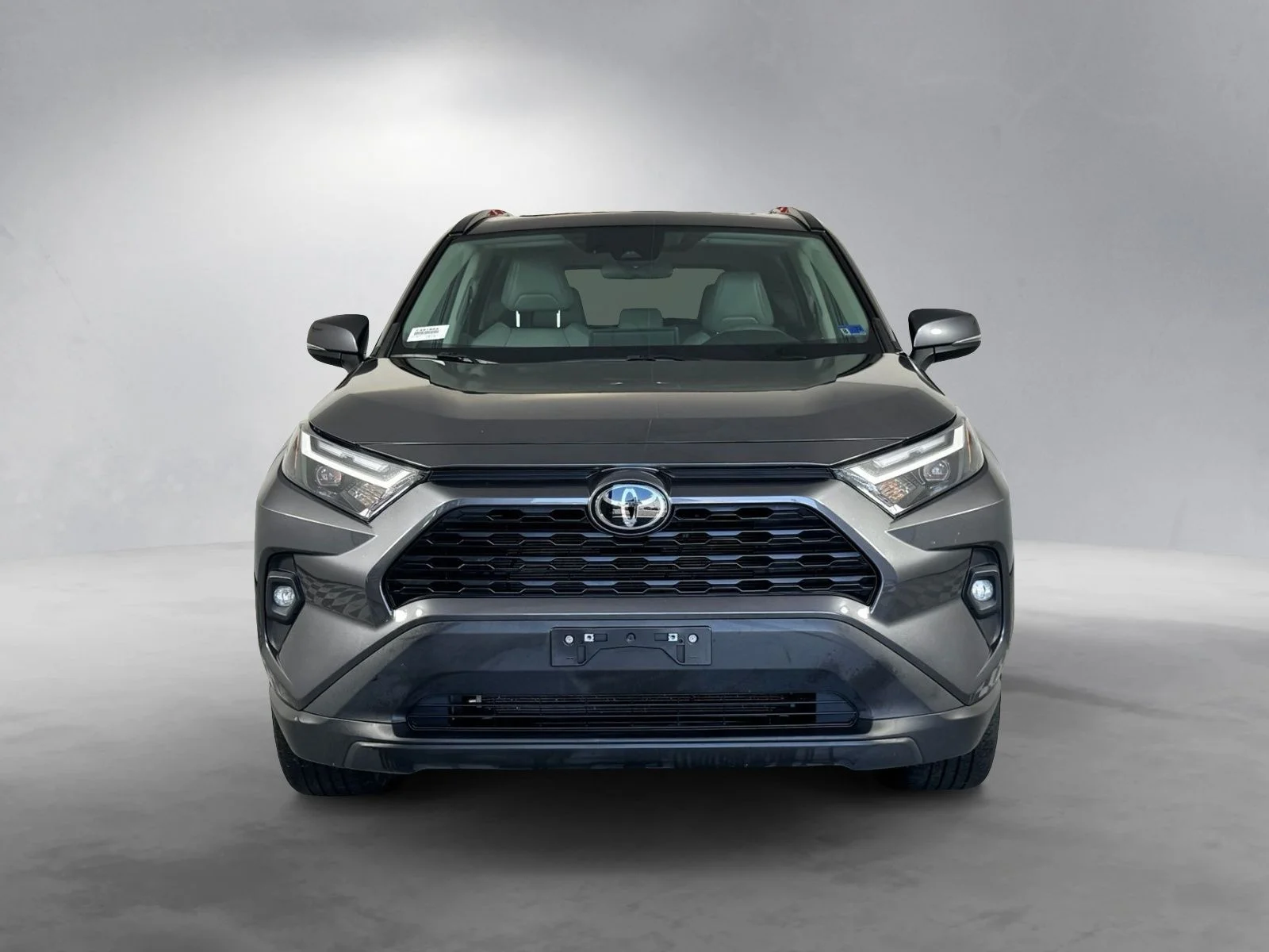 Used 2023 Gray Toyota XLE Premium image 18