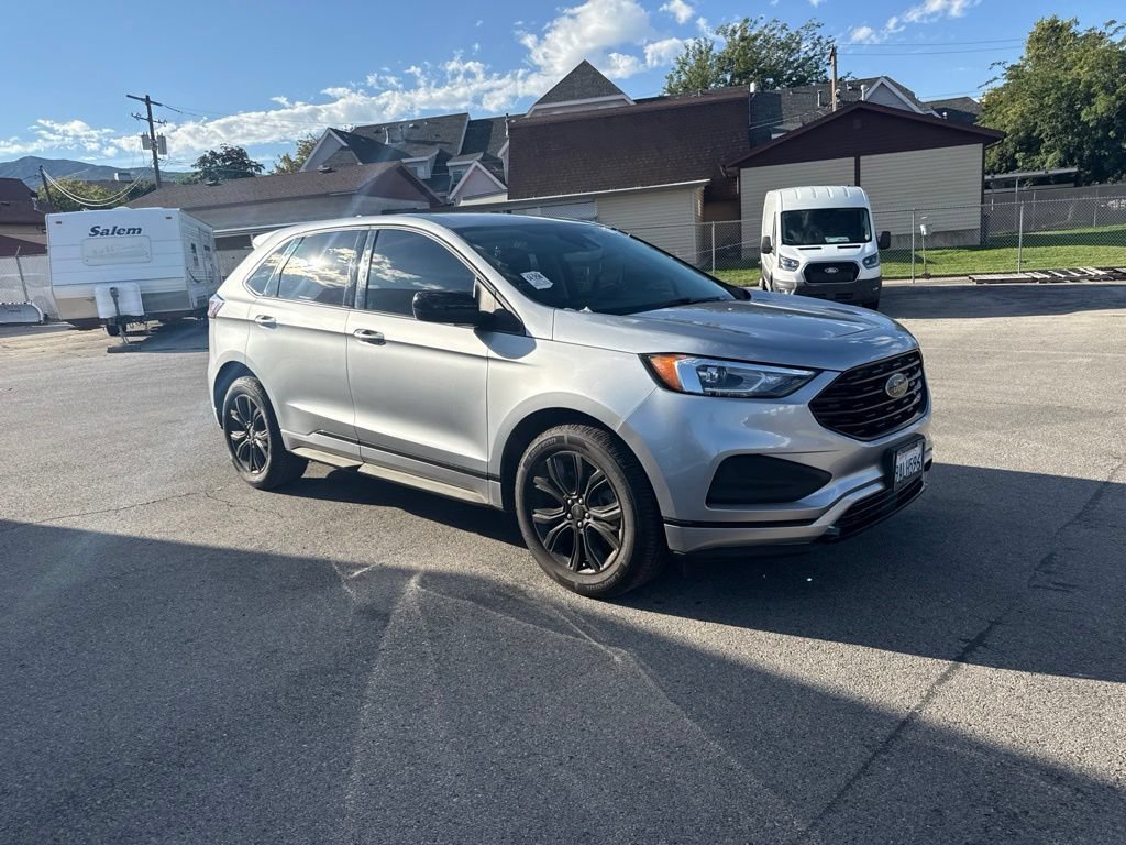 Certified Used 2022 Silver Metallic Ford SE image 2