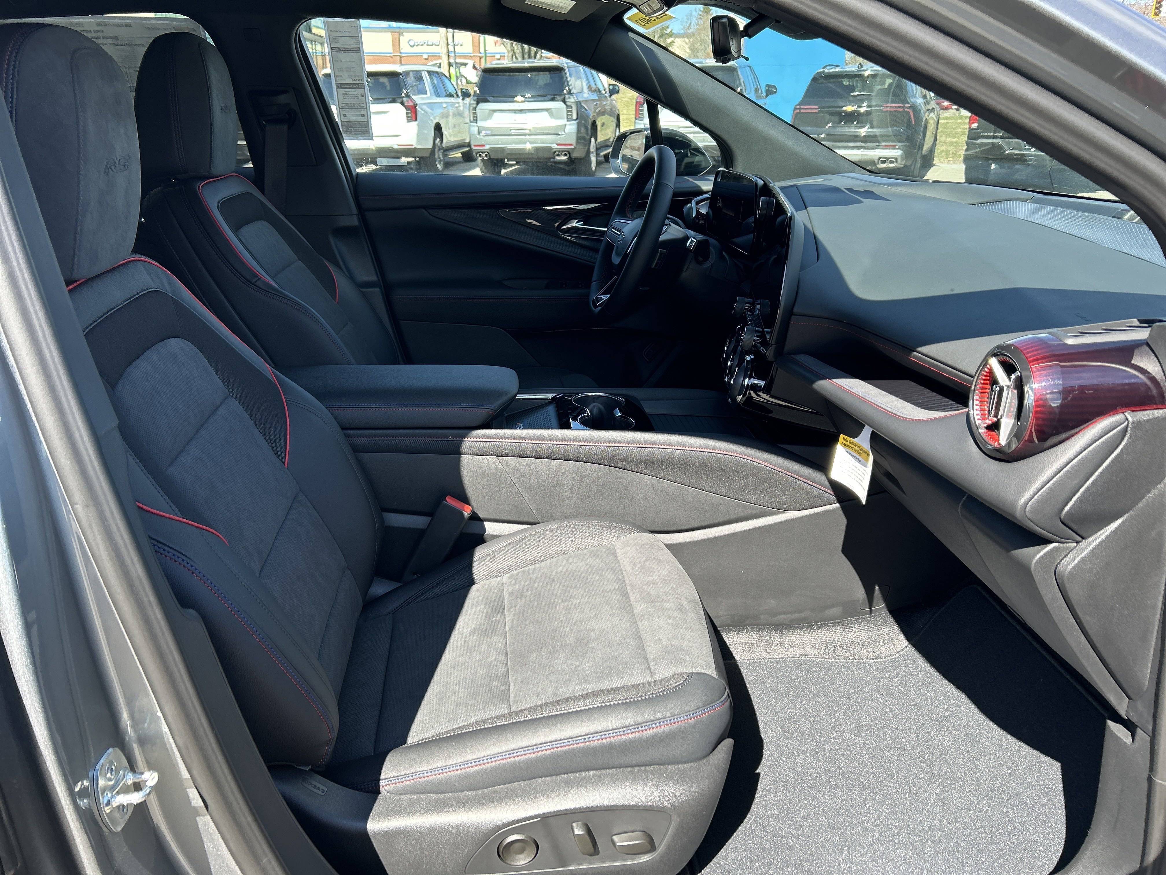 2025 Chevrolet Blazer EV RS - Photo 10
