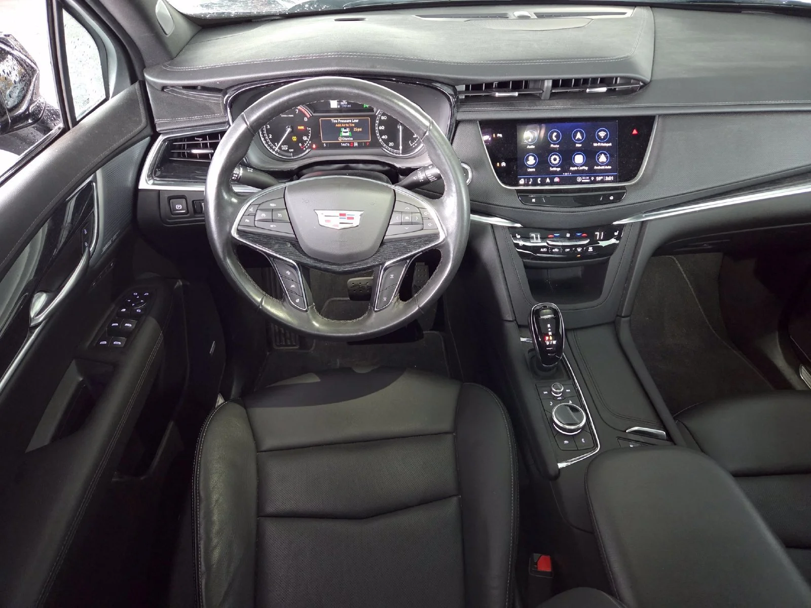 Used 2024 Stellar Black Metallic Cadillac Premium Luxury image 15