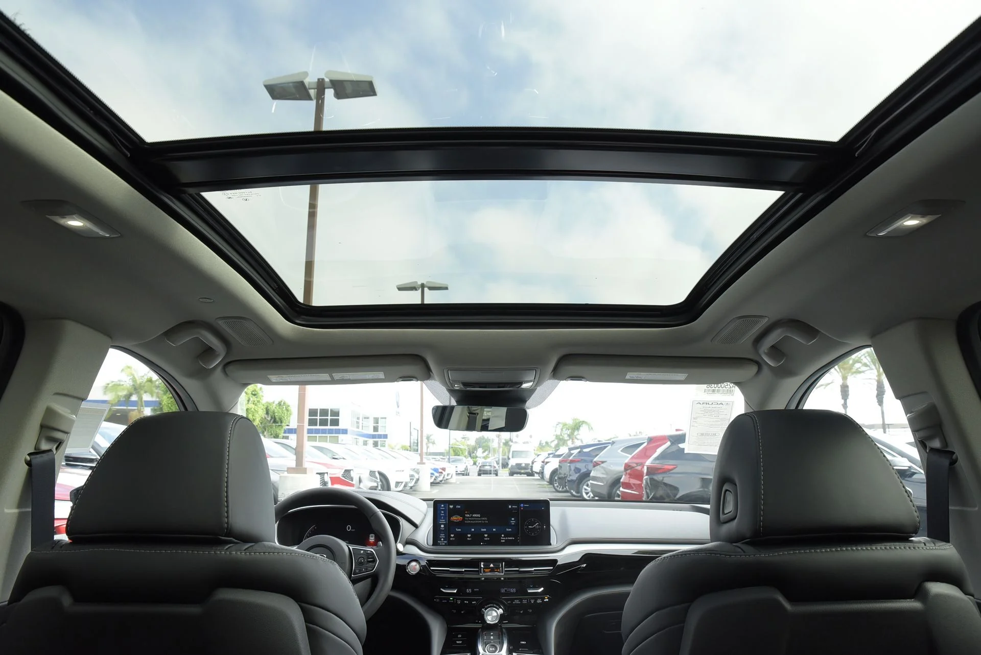 New 2026 Platinum White Pearl Acura with Technology Package image 17