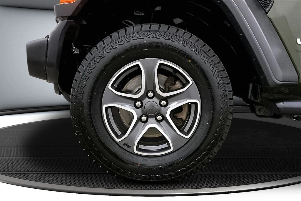 Used 2021 Green Jeep Unlimited Sport S image 33