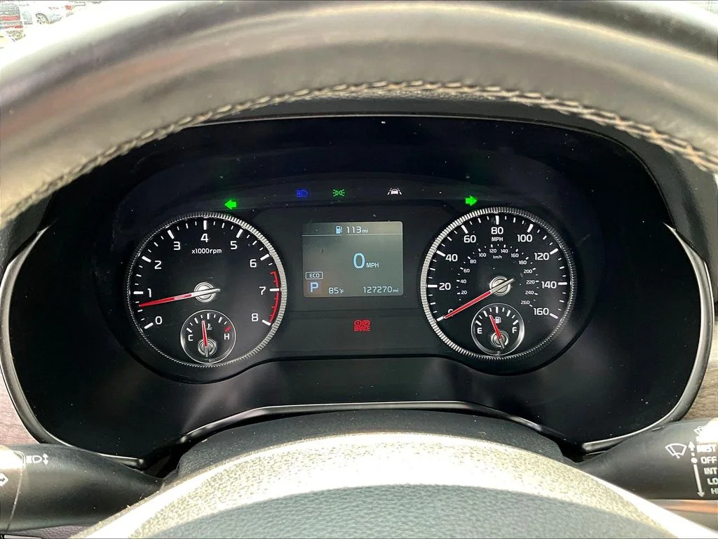 Used 2022 Black Kia EX image 13