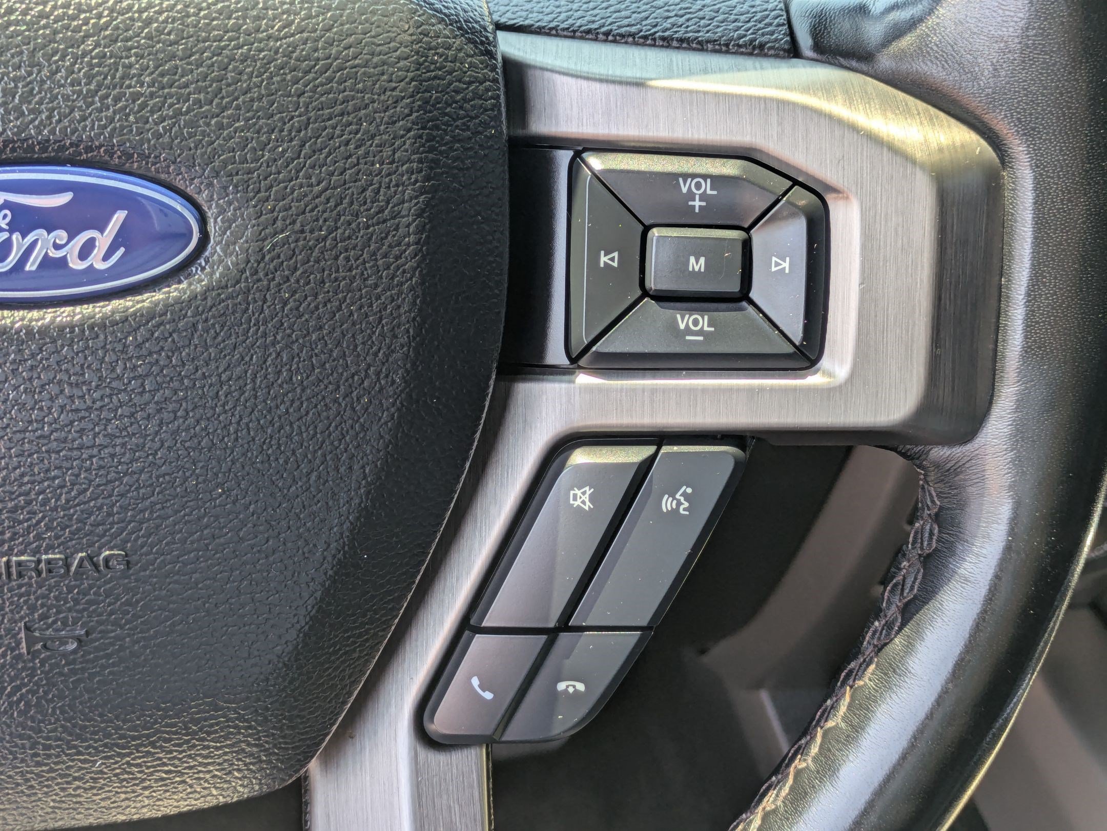 Used 2019 White Platinum Clearcoat Metallic Ford Platinum image 18