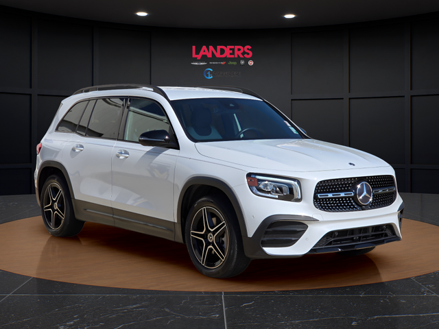 Used 2022  Mercedes-Benz GLB 250 image 5