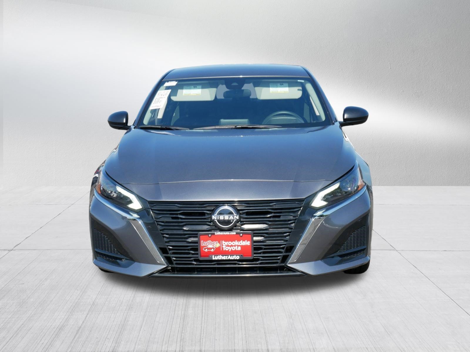 Used 2024 Nissan Altima SV with VIN 1N4BL4DV3RN431550 for sale in Brooklyn Center, Minnesota