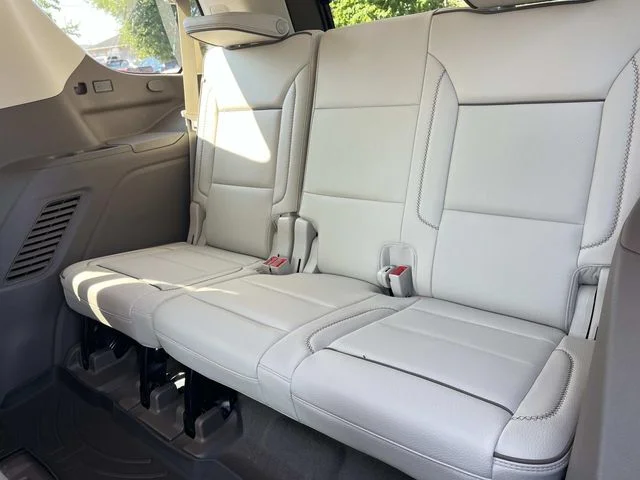 Used 2022 White GMC Denali image 23