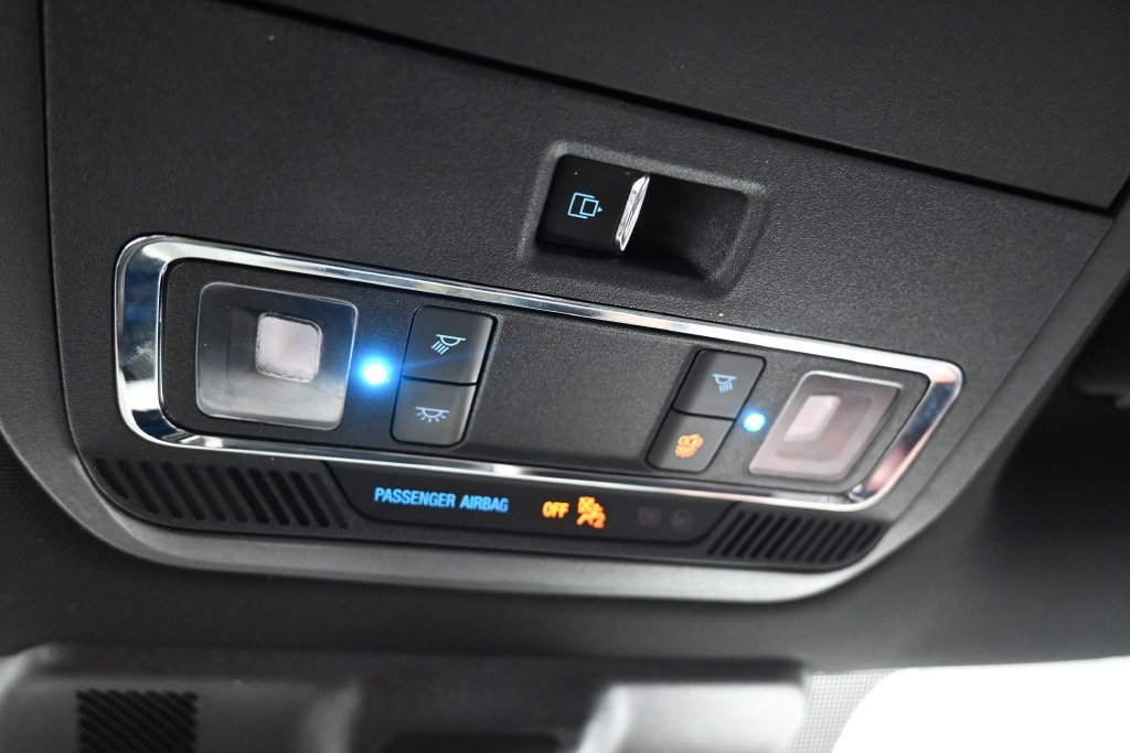 Used 2023 Gray Metallic Ford Lariat image 23