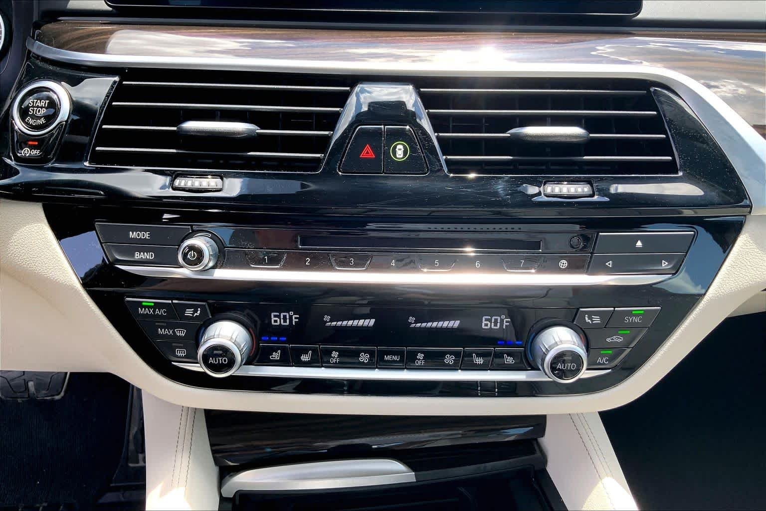 Used 2019 Rhodonite Silver Metallic BMW 540i image 33