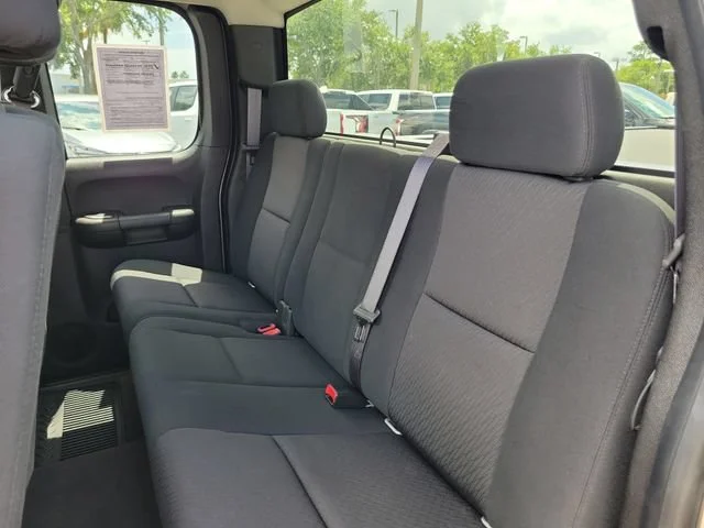 Used 2013 GRAYSTONE METALLIC Chevrolet LT image 19