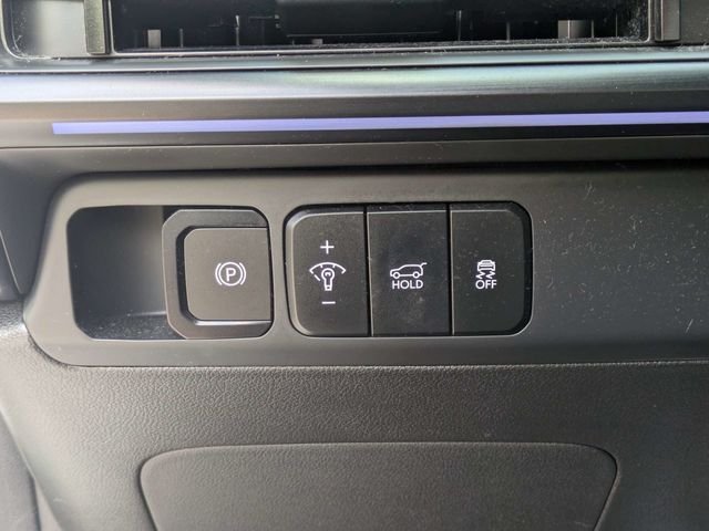 Used 2024 White Hyundai Calligraphy image 26
