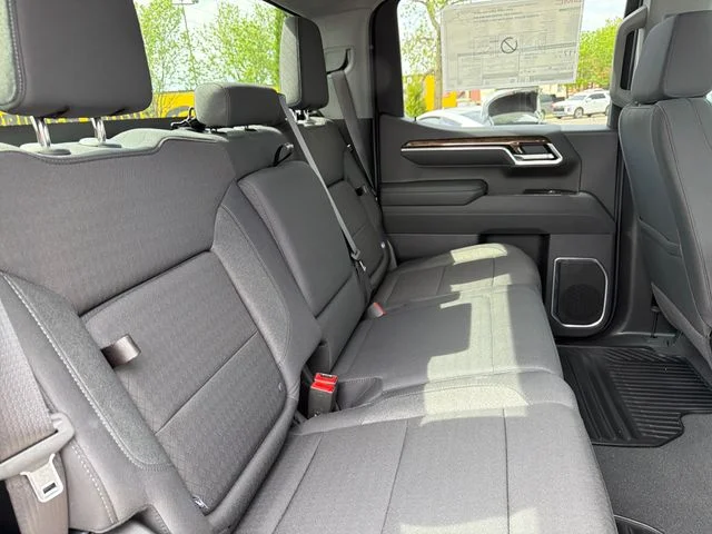 New 2026 White GMC Elevation image 22