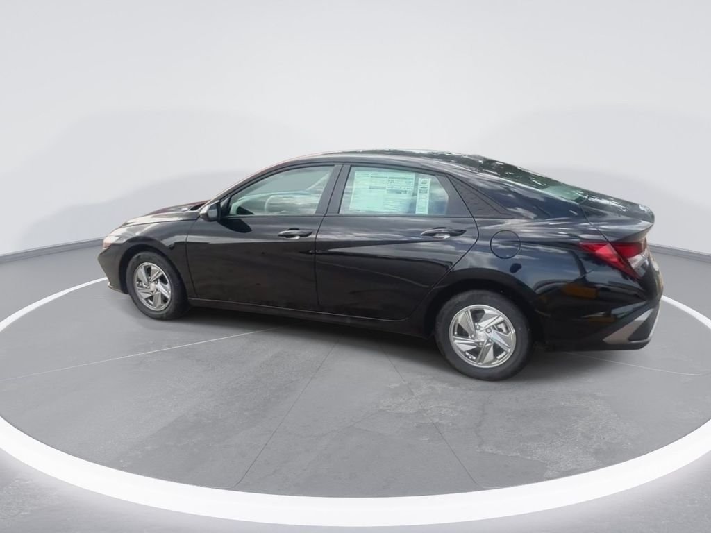 Used 2026 Black Hyundai SE image 6