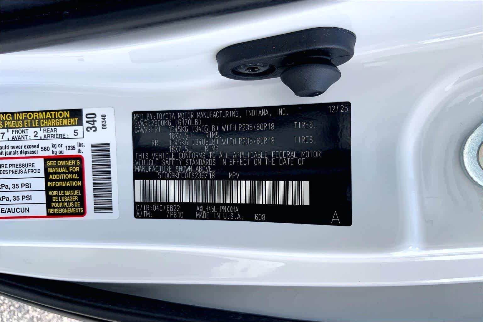 Used 2026 Ice Cap Toyota Woodland Edition image 36