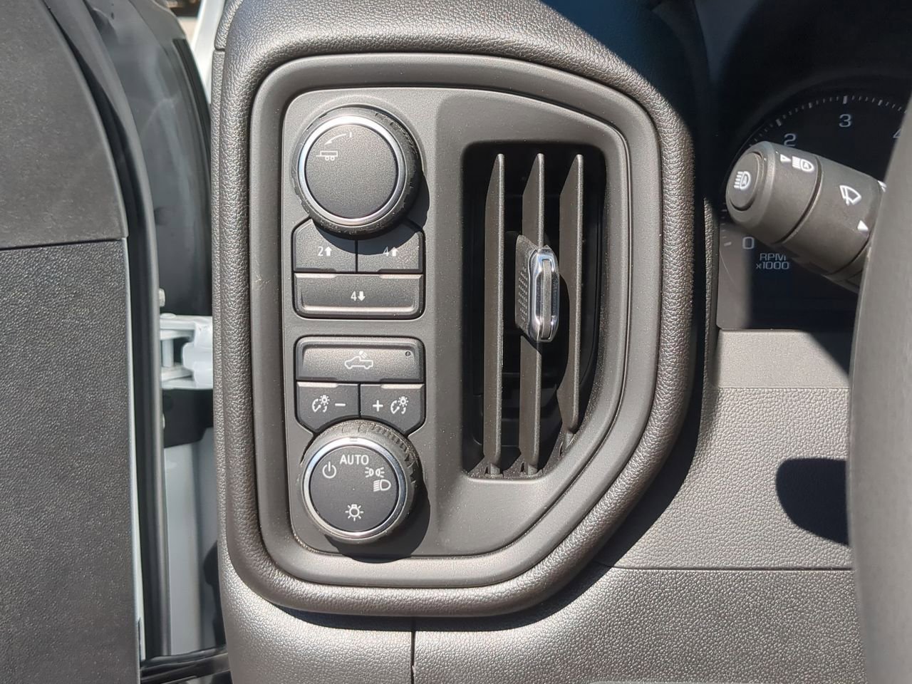 2025 Chevrolet Silverado 3500 HD Work Truck - Photo 17