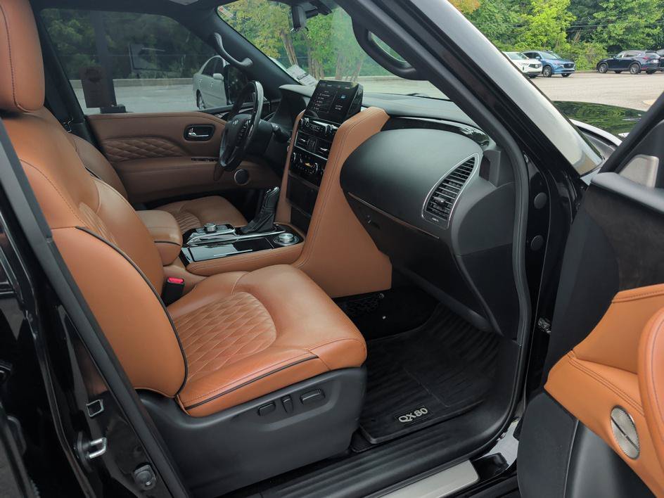 Certified Used 2024 Mineral Black INFINITI SENSORY image 12