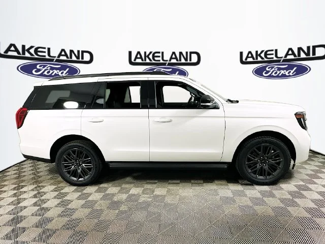 New 2026 Ford Expedition Platinum
