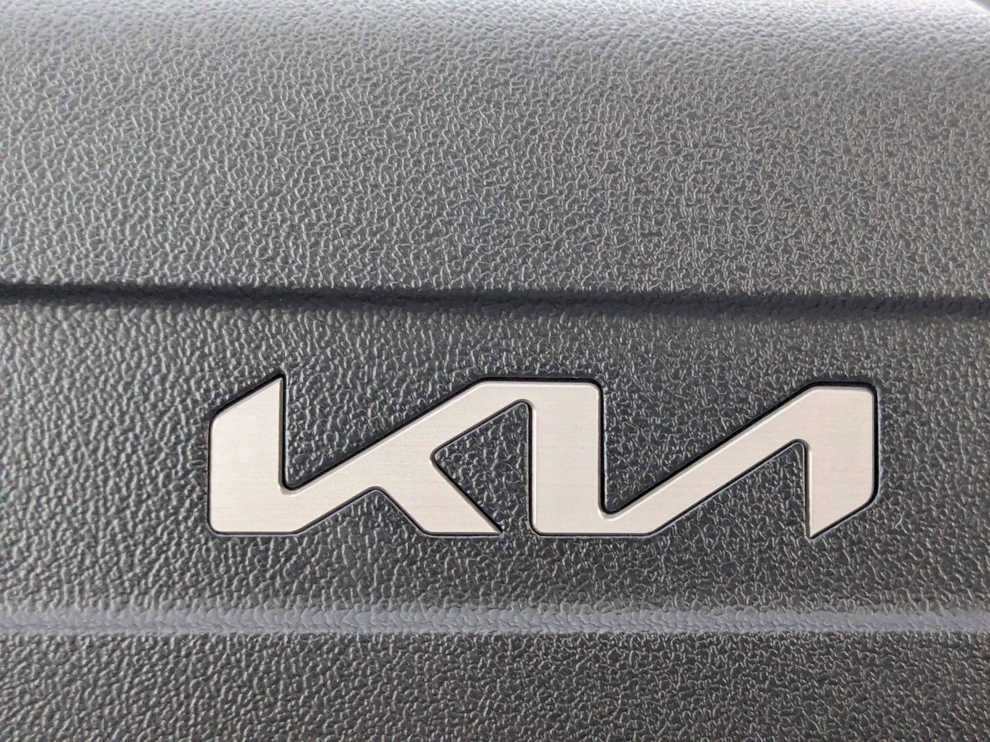 New 2026 Wolf Gray Kia SX Prestige image 36
