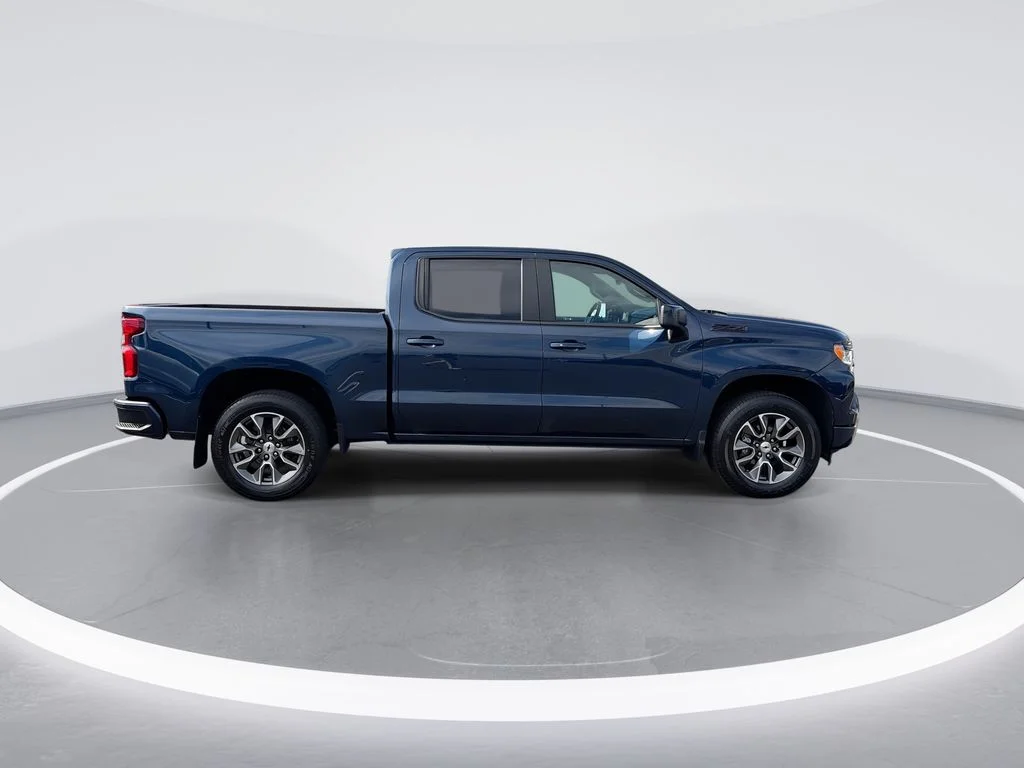 Used 2023 Blue Chevrolet RST image 9